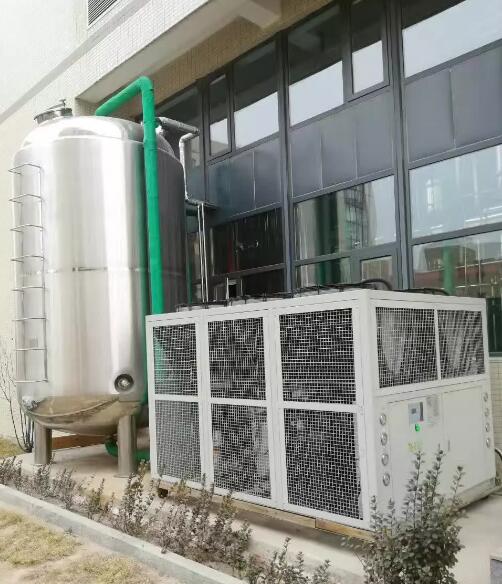 40hp air cooled chiller.jpg